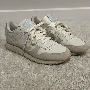 Reebok Off-White and Beige Sneakers